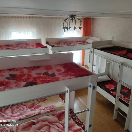 Hostel "Ormanova" อัลมาตี ภายนอก รูปภาพ