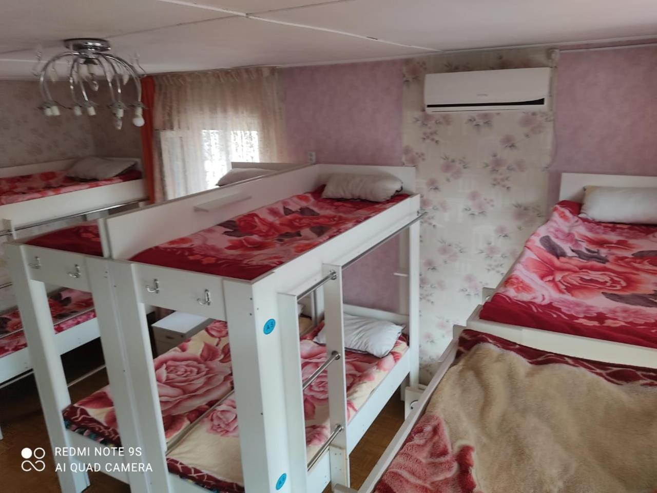 Hostel "Ormanova" อัลมาตี ภายนอก รูปภาพ